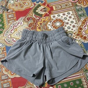 LULULEMON Women's Gray Track That Shorts